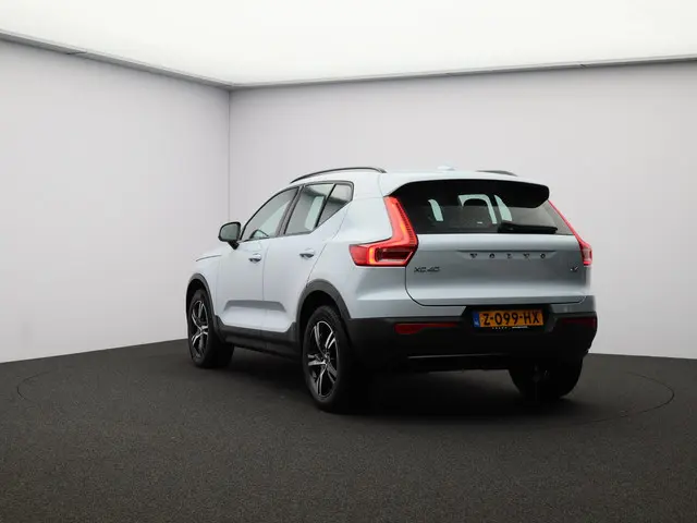 Volvo XC40 2.0 B4 Plus Dark 2024 Benzine 26