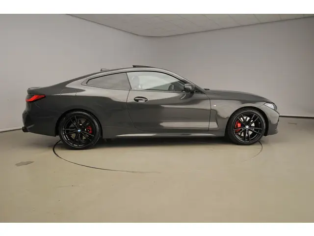 BMW 4 Serie Coupe M440i xDrive 2021 Benzine 4