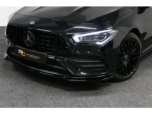 Mercedes-Benz CLA 250 e AMG Line 2023 Hybride Benzine 48