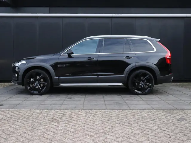 Volvo XC90 2