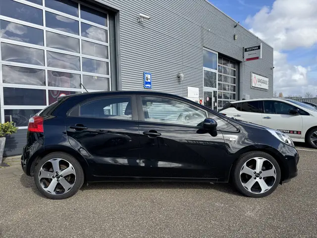 Kia Rio 1.2 CVVT ComfortLine 2014 Benzine 7