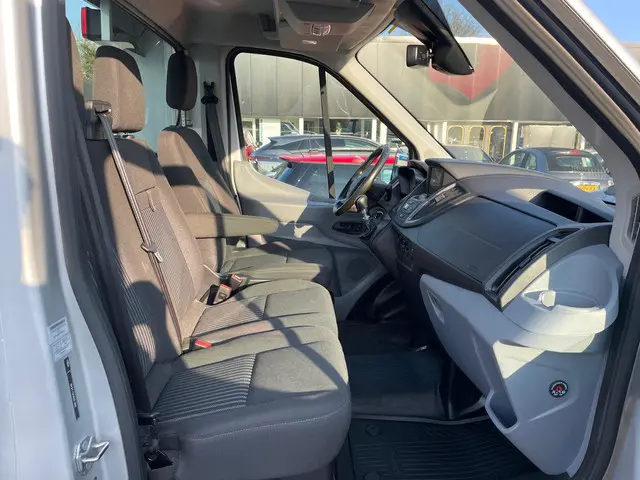 Ford Transit 470 2.0 TDCI L4H1 Trend RWD 2020 Diesel 10