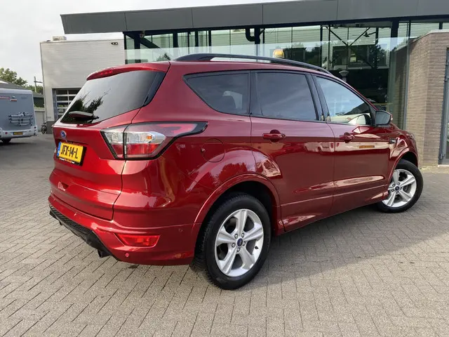 Ford Kuga 1.5 EcoBoost ST Line 2019 Benzine 4