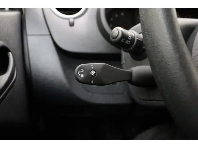 Nissan NV250 1.5 dCi 95 L1H1 Acenta 2020 Diesel 17