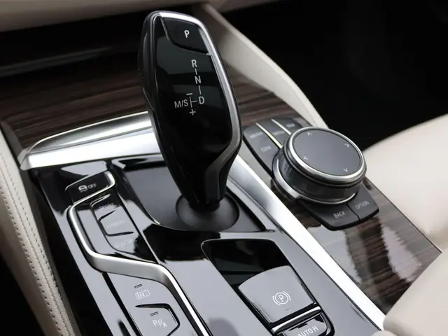 BMW 5 Serie Touring 530e 2023 Hybride Benzine 11