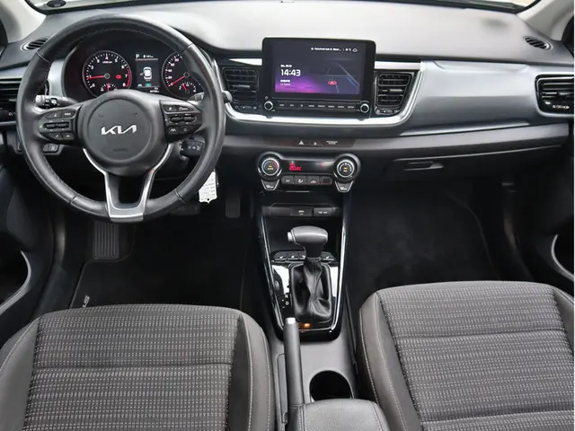 Kia Stonic 1.0 T-GDi MHEV DynamicPlusLine 2023 Benzine 10