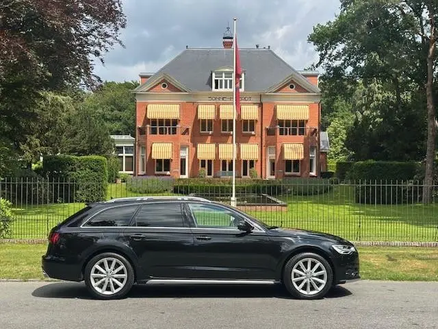 Audi A6 Allroad 2