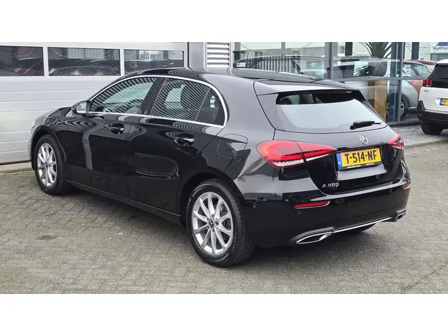 Mercedes-Benz A-Klasse 200 Luxury Line 2022 Benzine 8