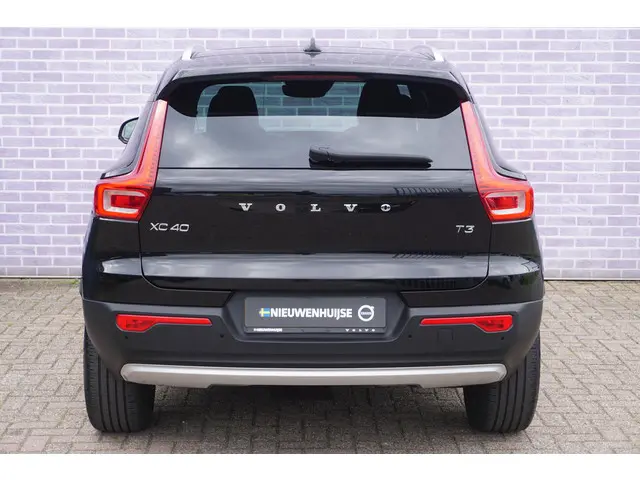 Volvo XC40 1.5 T3 Momentum Pro 2019 Benzine 36