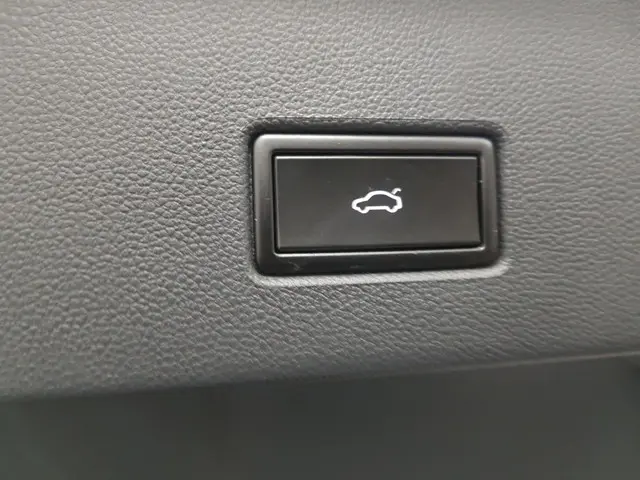 Volkswagen T-Roc 1.5 TSI Sport 2021 Benzine 23