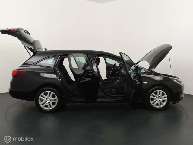 Opel Astra Sports Tourer 1.0 Online Edition 2018 Benzine 22