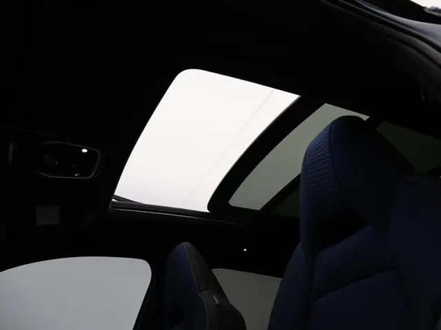 Lynk & Co 01 1.5 2025 Hybride Benzine 15