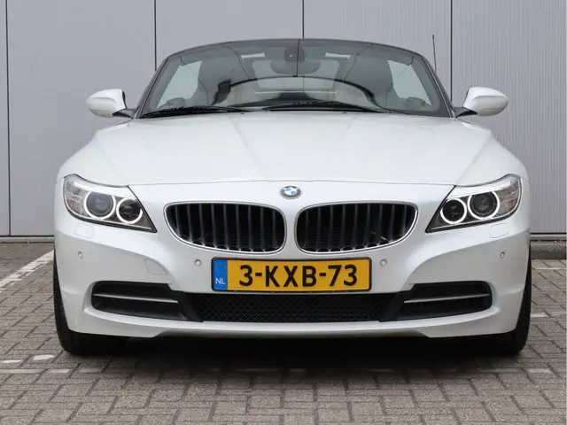 BMW Z4 Roadster sDrive18i 2013 Benzine 7