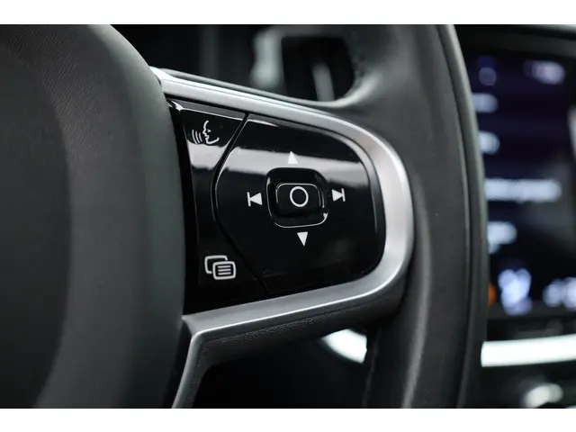 Volvo V60 2.0 T8 Inscription 2022 Hybride Benzine 14