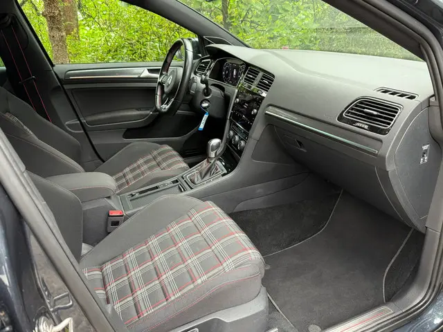 Volkswagen Golf 2.0 TSI GTI Performance 2020 Benzine 7