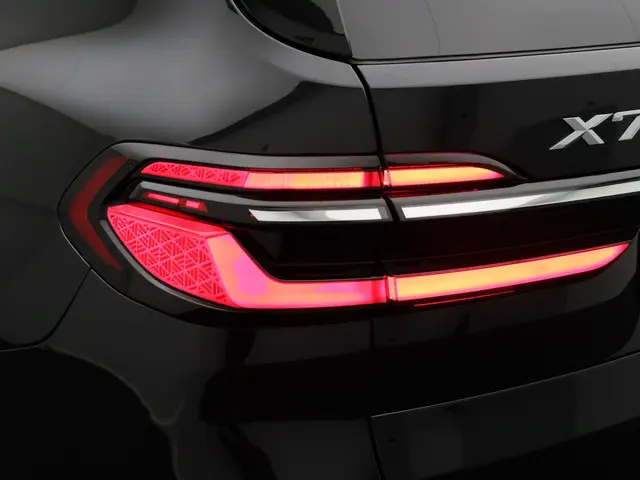 BMW X7 xDrive40i 2025 Benzine 11