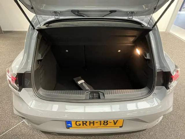 Renault Clio 1.0 TCe 90 GPF Evolution 2024 Benzine 9