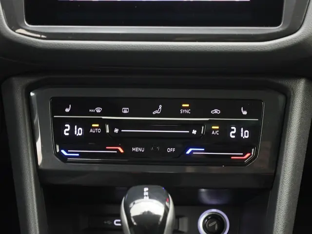 Volkswagen Tiguan 1.5TSI/150PK Elegance DSG 2024 Benzine 35