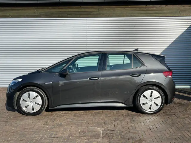 Volkswagen ID.3 Life 58 kWh 2020 Elektrisch 3