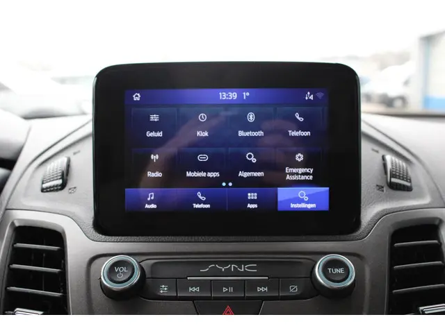 Ford Transit Connect 1.5 EcoBlue L2 Trend 2023 Diesel 24