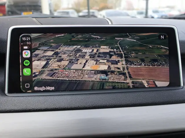 BMW X5 xDrive40e High Executive 2015 Hybride Benzine 7