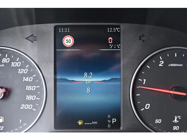 Mercedes-Benz Sprinter 317 CDI L2H2 Pro 2024 Diesel 19