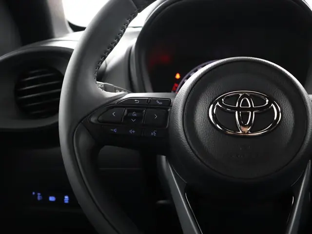 Toyota Aygo X 1.0 VVT-i MT Play 2025 Benzine 19