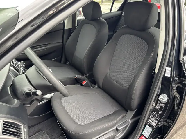 Hyundai i20 1.4i i-Motion 2012 Benzine 11