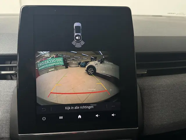 Renault Clio 1.0 TCe 90 GPF Techno 2024 Benzine 12