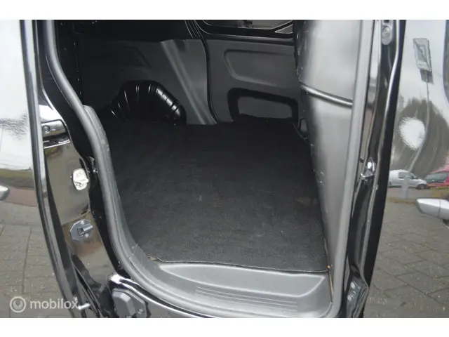 Opel Combo 1.5D L1H1 Edition 2020 Diesel 6