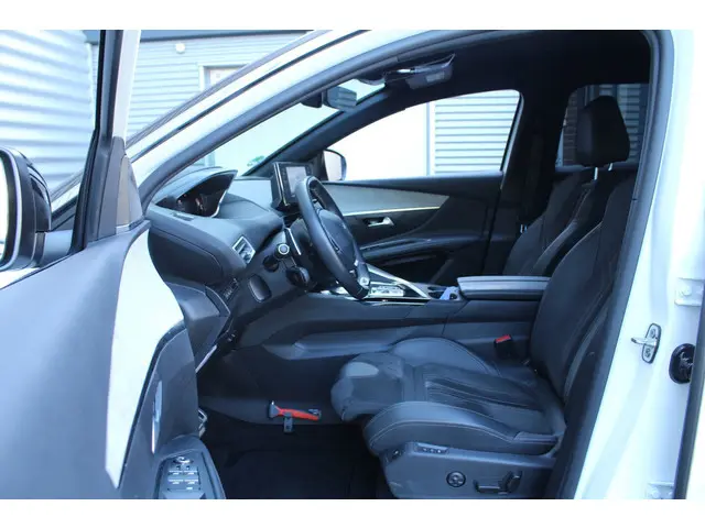 Peugeot 3008 1.2 PureTech Blue Lease GT 2021 Benzine 9