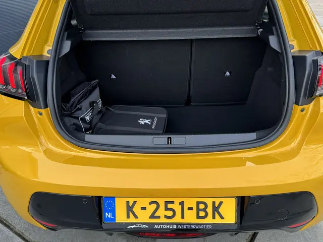 Peugeot e-208 EV GT-Line 350 50 kWh 2020 Elektrisch 44