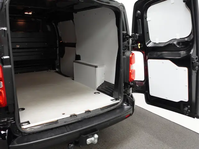 Peugeot Expert 2.0 BlueHDI 145PK L3 2024 Diesel 10