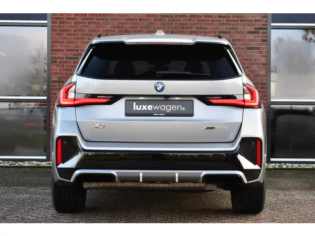 BMW X1 xDrive25e M-Sport 2024 Hybride Benzine 8