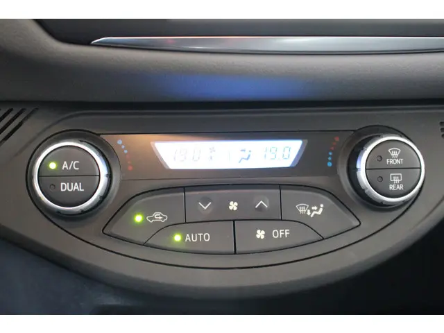 Toyota Yaris 1.0 VVT-i Energy 2018 Benzine 16