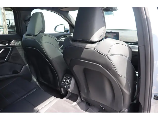 BMW X2 sDrive20i 2025 Benzine 11