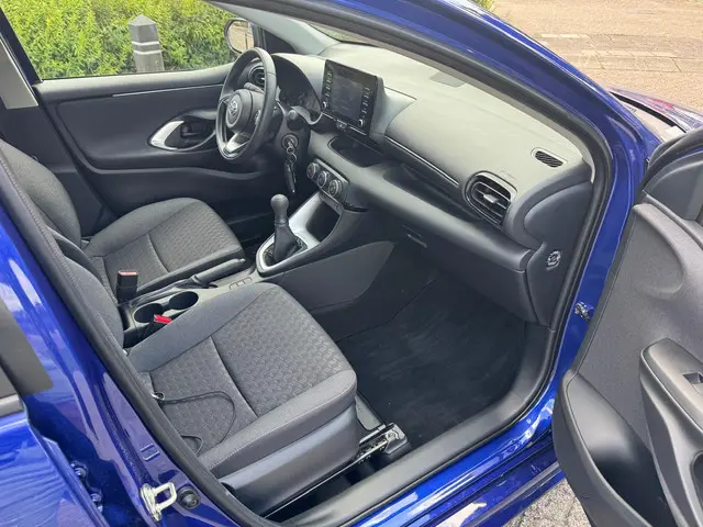 Toyota Yaris 1.0 VVT-i Active 2023 Benzine 11