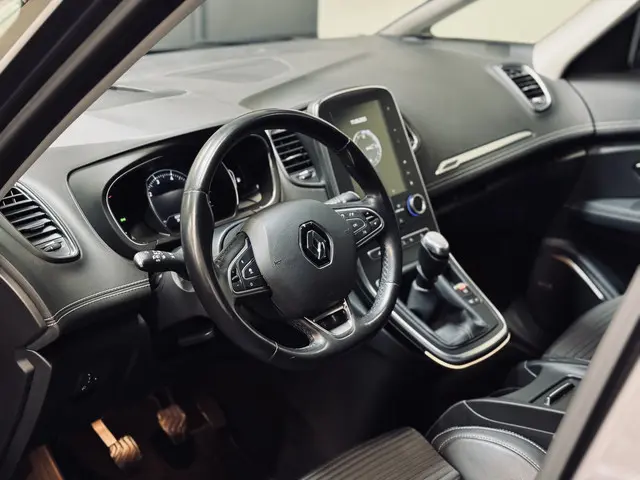Renault Grand Scénic 1.3 TCe Bose 7p. 2020 Benzine 12