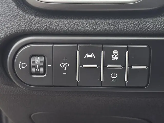 Kia Ceed Sportswagon 1.0 T-GDi DynamicLine 2023 Benzine 26