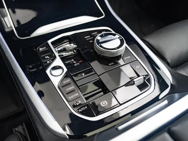 BMW X5 xDrive50e 2023 Hybride Benzine 34