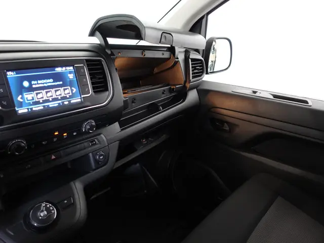 Peugeot Expert 145PK L3 Automaat 2024 Diesel 26