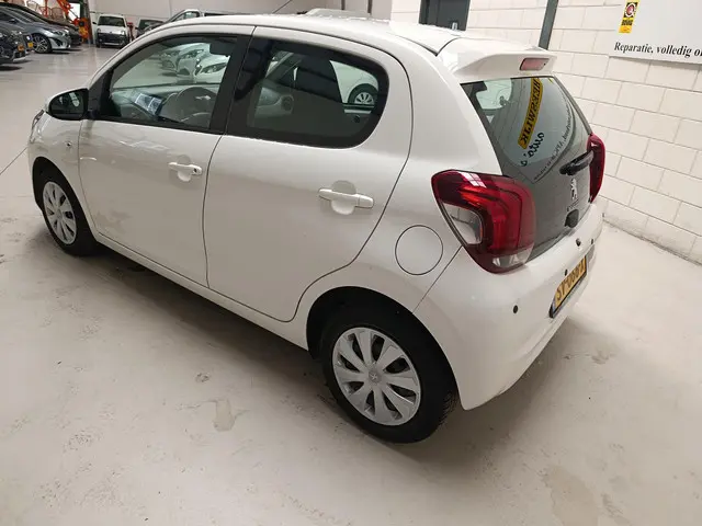 Peugeot 108 1.0 e-VTi Active 2018 Benzine 8