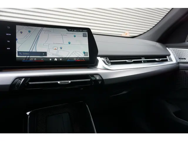 BMW iX2 eDrive20 2025 Elektrisch 9