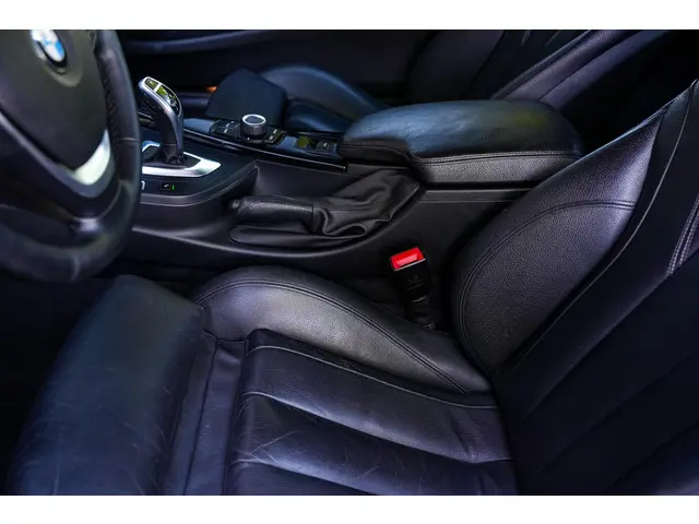BMW 4 Serie Cabrio 428i Essential 2016 Benzine 24