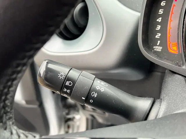 Toyota Aygo 1.0 VVT-i x-play 5-deurs 2018 Benzine 17