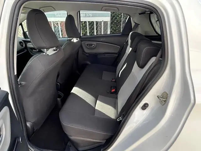 Toyota Yaris 1.5 Hybrid Dynamic 2019 Hybride Benzine 6