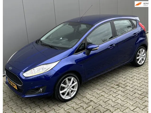 Ford Fiesta 1.0 EcoBoost Candy Blue Edition 2016 Benzine