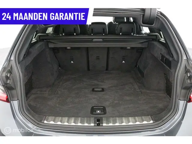 BMW 3 Serie Touring 320i High Executive 2020 Benzine 21