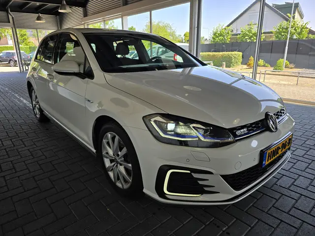 Volkswagen Golf 1.4 TSI PHEV GTE 2018 Hybride Benzine 15