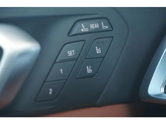 BMW X7 xDrive40i 2026 Benzine 26